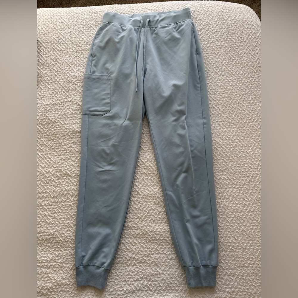 women’s scrub pants